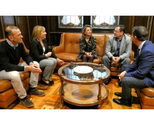 Caba&ntilde;ero y Torres reciben al Dr. Ch&aacute;vez, investigador de la Universidad Estatal de Colorado que ha colaborado durante tres meses en el ITAP