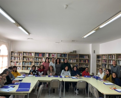 La Diputaci&oacute;n favorece la formaci&oacute;n en la atenci&oacute;n a personas dependientes en Elche de la Sierra
