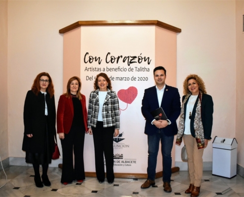 El Centro Cultural La Asunci&oacute;n se llena de 'coraz&oacute;n' gracias a una exposici&oacute;n multidisciplinar a beneficio de Talitha