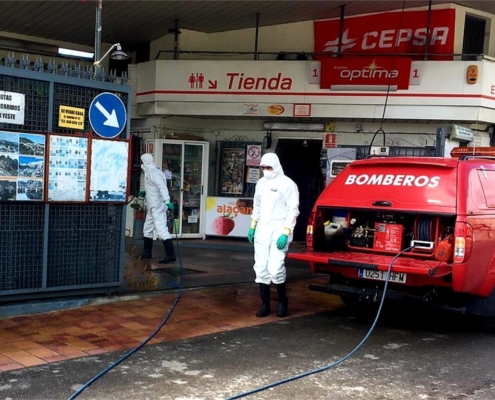 Los efectivos del SEPEI siguen volcados en la desinfección de espacios públicos a lo largo y ancho de la provincia