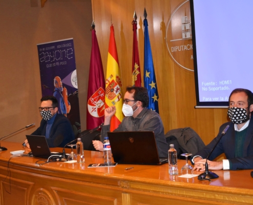 El diputado de Cultura y Educación, Miguel Zamora, durante el Encuentro entre alumnos y alumnos de la Escuela de Arte y el director de animación ...