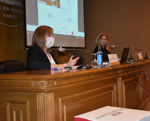 La vicepresidenta de la Diputación, Amparo Torres, interviene en la presentación de las Jornadas ‘Tecnología y Economía Circular’ desde la ...