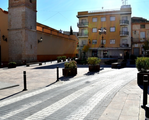 La Plaza del Carmen de Caudete tras la remodelación urbanística cofinanciada por Diputación y Ayuntamiento