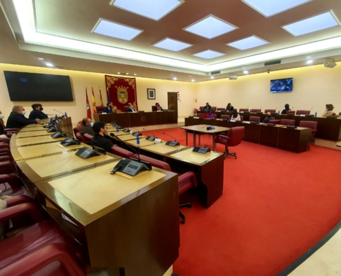 Imagen general del salón de Plenos del Ayuntamiento de Albacete donde se ha celebrado la presentación del documental 'Legado cuchillero'