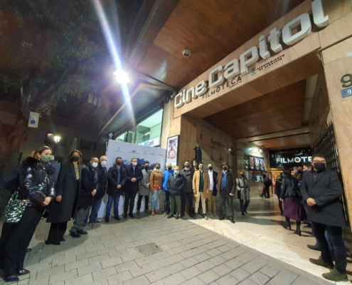 Vista general del Cine Capitol durante el estreno del documental 'Legado cuchillero'