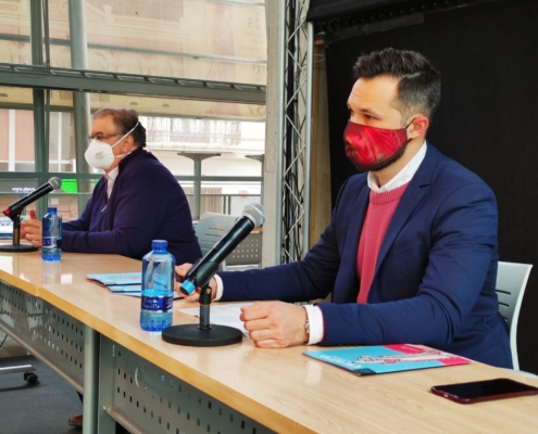 Miguel Zamora y Ricardo Beléndez durante la presentación del programa de promoción cultura Circuitos Artísticos