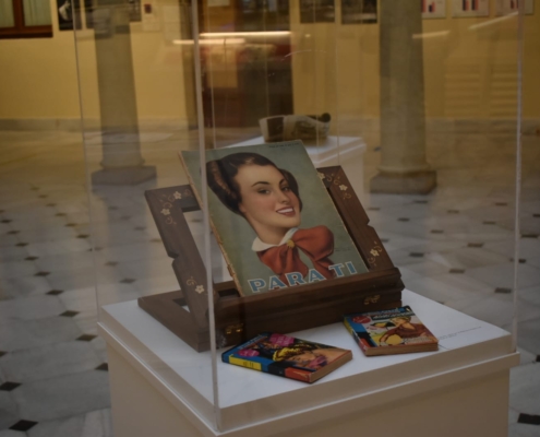 Algunos de los libros y revistas que se muestran en 'En Femenino'