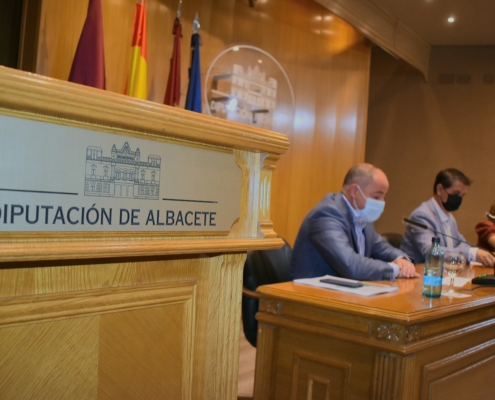 Avance del protocolo entre la Diputación, el Ayuntamiento de Albacete y CCOO para mediar en cuestiones vinculadas a personas trabajadoras tempore ...