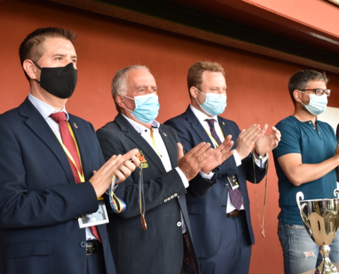 Cabañero junto al presidente de la Federación de Rugby y al alcalde de Albacete