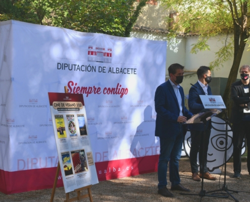 El presidente de la Diputación durante su intervención en la presentación del V Ciclo de Cine de Verano de la Casa Provincial con ABYCINE en lo ...