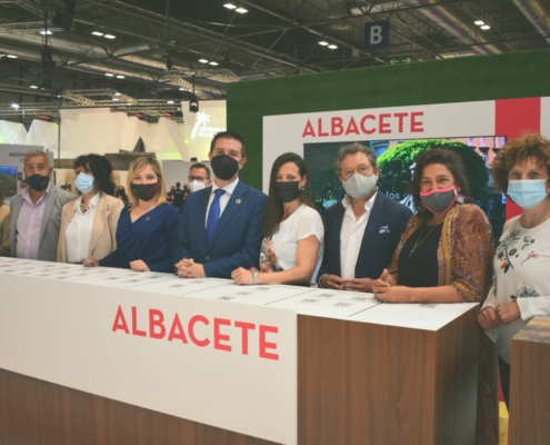 Foto de familia de la inauguración de Fitur 2021