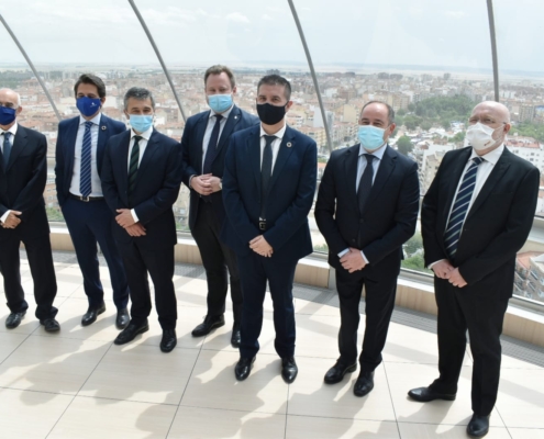 Foto de familia en el mirador de los Depósitos de la 'Fiesta del Árbol'