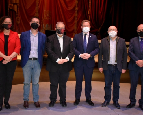 'Foto de familia' en la reapertura del Teatro Circo de Albacete tras sus obras de mejora