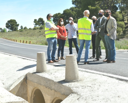 El presidente y el vicepresidente provinciales visitan las obras finalizadas en el tramo de la AB301 que une La Higuera (pedanía de Corral-Rubio) ...