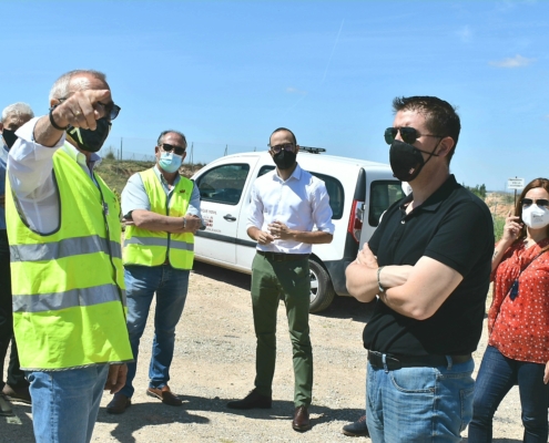 El presidente y el vicepresidente provinciales visitan las obras finalizadas en el tramo de la AB301 que une La Higuera (pedanía de Corral-Rubio) ...