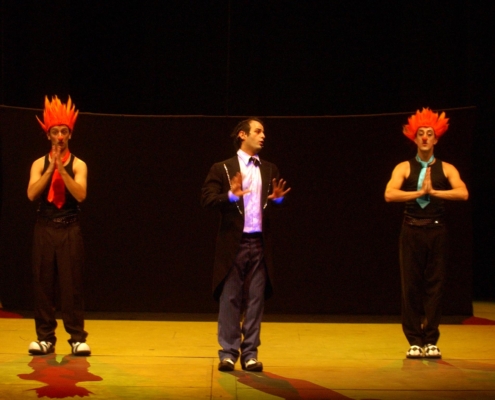 Festival Internacional de Circo de Albacete, Compañia Desmesura, Espectáculo Circo Global con marionetas y malabares, mayo 2006