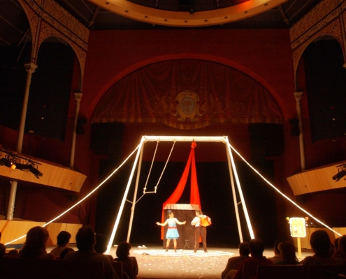Festival Internacional de Circo de Albacete, Compañia Nando e Maila, Espectáculo Vanjuska Mo, mayo 2006