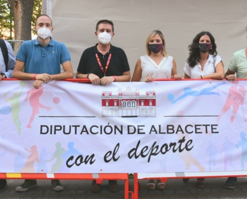 Los representantes del Equipo de Gobierno que han asistido a la llegada de La Vuelta a Albacete