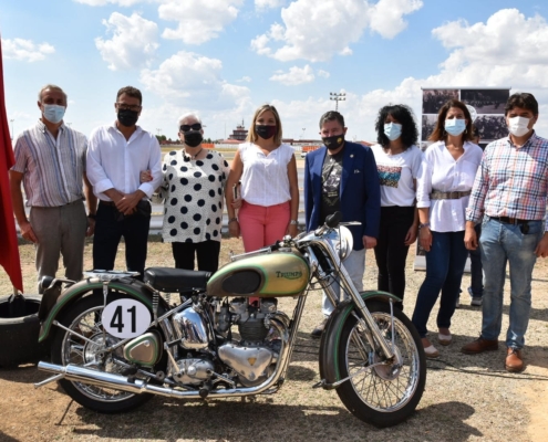 Un momento del acto homenaje al piloto Román Muñoz