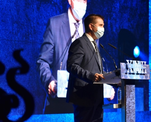 El presidente de la Diputación, Santi Cabañero, durante su intervención en la Gala de los XXII Premios San Juan