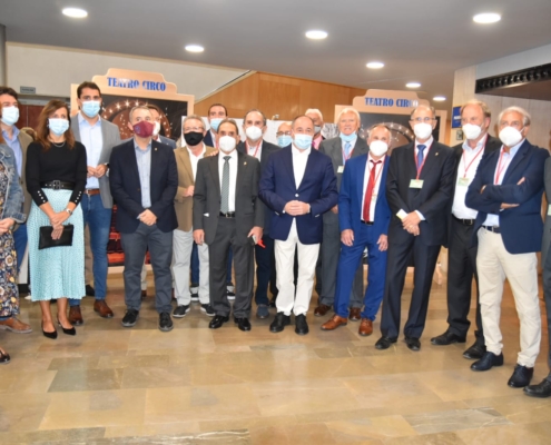 Foto de familia de la presentación del libro solidario a beneficio de AFANION a beneficio de AFANION ‘111 goles ¡Historia de un récord!'