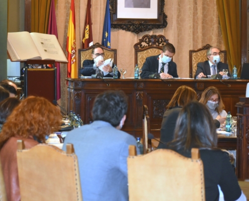 Imagen desde el lateral del Pleno Presupuestos 2022 de la Diputación de Albacete