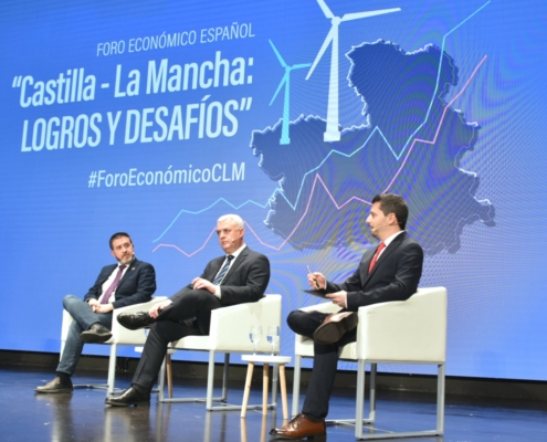 El presidente de la Diputación participa en una Mesa Redonda sobre Despoblación celebrada en Toledo