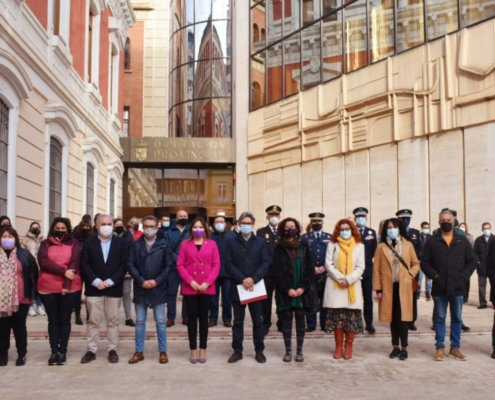 La Diputación de Albacete conmemora el 8M con la lectura de su manifiesto apelando a la suma de toda la sociedad “en la lucha por la igualdad d ...