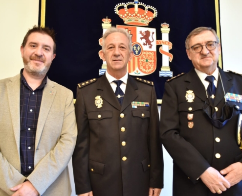 Cabañero arropa a Antonio Bueno en su toma de posesión como comisario jefe del Cuerpo Nacional de Policía en la provincia de Albacete