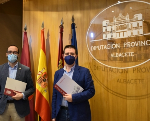 El presidente provincial, Santi Cabañero, y el vicepresidente, Fran Valera, en una foto de archivo durante la presentación del programa Dipualba ...