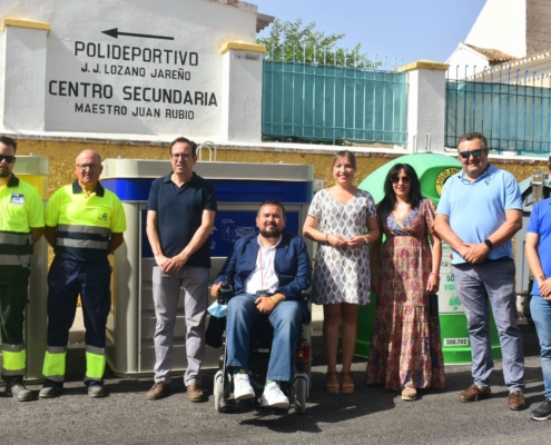 El Consorcio Provincial de Medio Ambiente amplía el número de contenedores de recogida selectiva de residuos en La Roda