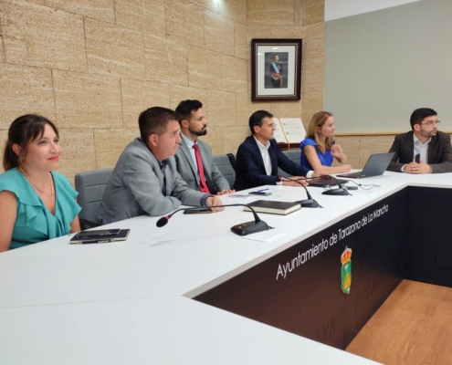 Imagen de la reunión celebrada en Tarazona de La Mancha en torno a la implantación de proyecto piloto de oficinas judiciales