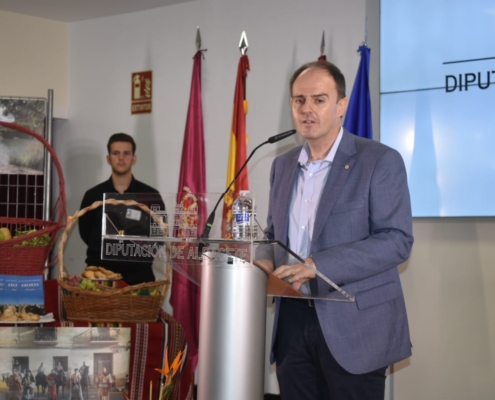 El alcalde de Jorquera, Jesús Jiménez, durante su intervención