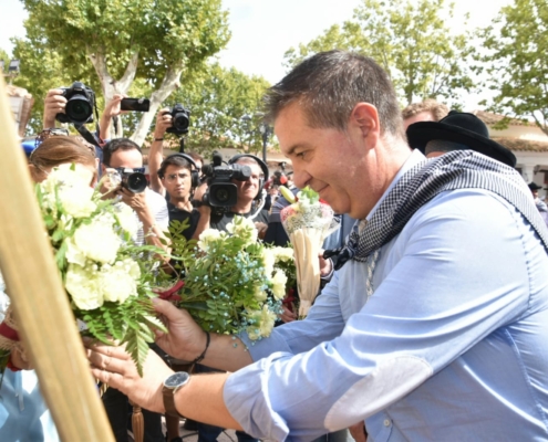 Cabañero elogia “el compromiso de la Peña Templete haciendo grande una Ofrenda que representa el cariño de toda provincia en torno a la Feria ...