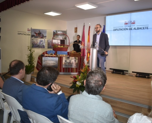 El vicepresidente de la Diputación, Fran Valera, durante la presentación de Jorquera