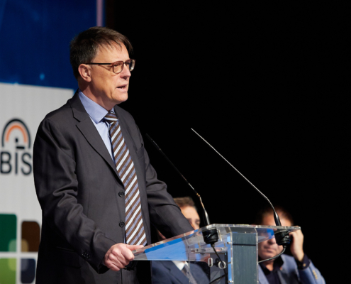 El delegado provincial de Hacienda y AAPP de la JCCM en Albacete interviene durante la inauguración del I Congreso Sedipualb@