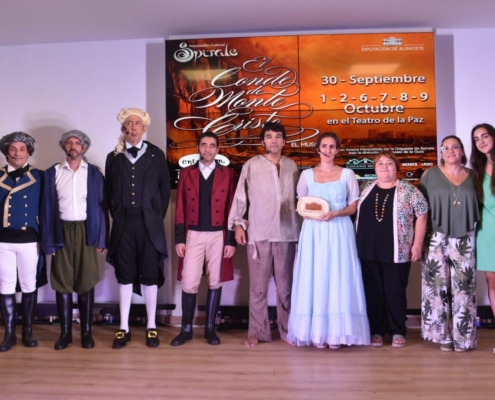 El musical solidario ‘El Conde de Montecristo’ de la Asociación cultural Spirale se presenta en el stand de la Diputación antes de su estren ...