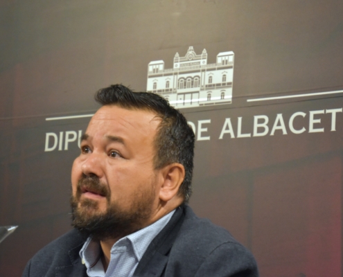 Primer plano del vicepresidente y alcalde de La Roda, Juanra Amores