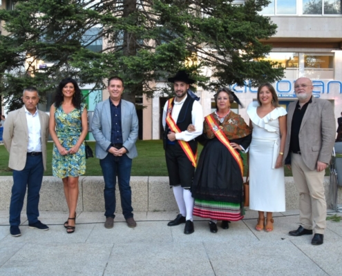 Un momento previo al acto de inauguración de la remodelación de la Calle Ancha de Albacete