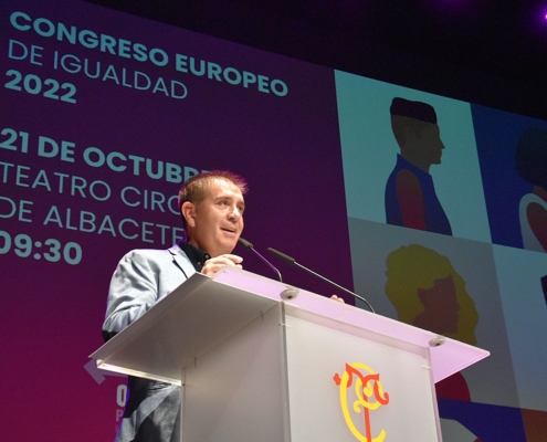 El presidente de la Diputación durante su discurso inaugural del I Congreso Europeo de Igualdad del OPI Albacete