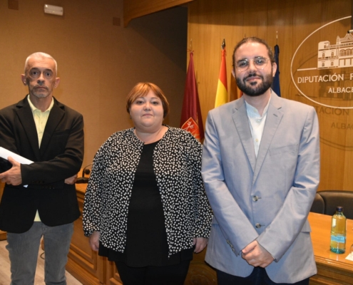 La Diputación de Albacete pone en valor el papel de los archivos personales “como guardianes de la memoria individual y colectiva”, con Carme ...