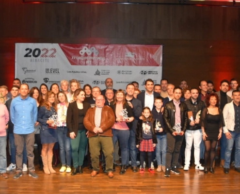 Foto de familia Gala de clausura del XV Circuito de Carreras BTT