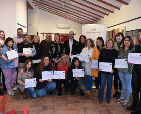 Foto de familia del curso celebrado en Alpera en el marco del Dipualba Protege