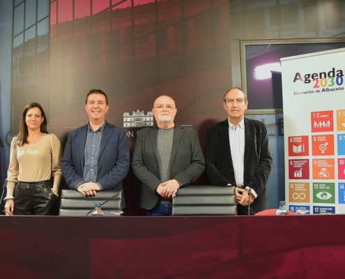 'Foto de familia' en la presentación de la programación de Albacete en Fitur 2023