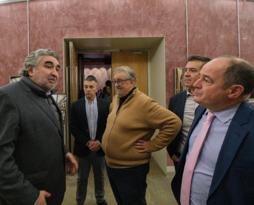 Foto de un instante de la visita del embajador permanente de España ante la UNESCO al Teatro Circo de Albacete