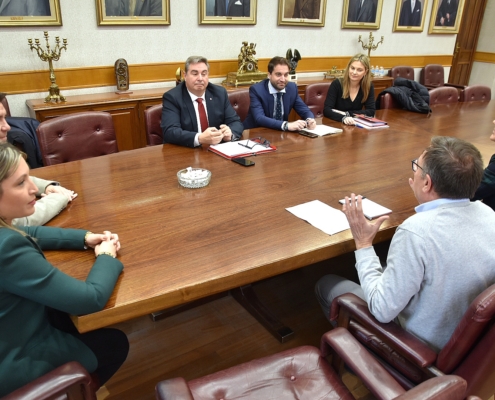 Encuentro de trabajo entre el presidente y la vicepresidenta de la Diputación y representantes del Gobierno de la Comunidad de Madrid sobre Sedip ...