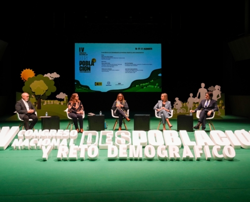 Imagen durante la Mesa sobre la Acción de las Comunidades Autónomas frente al Reto Demográfico