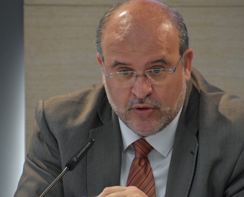 Primer plano del vicepresidente regional, José Luis Martínez Guijarro