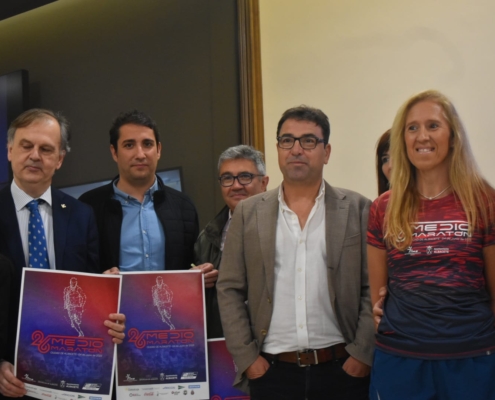 Diputación y Ayuntamiento invitan a la ciudadanía a animar a los y las atletas de la XXVI Medio Maratón ‘Ciudad de Albacete’ el próximo 4  ...