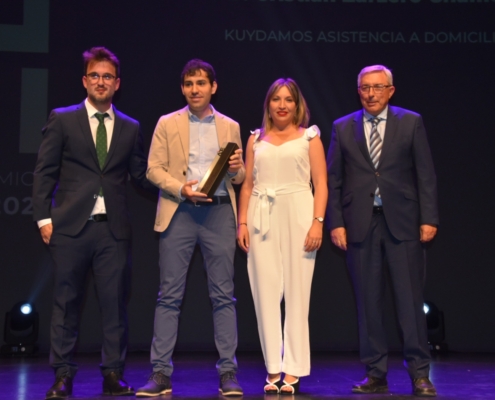 Torres reitera a AJE el compromiso de la Diputación de Albacete para seguir impulsando el emprendimiento joven en la provincia “y especialmente ...